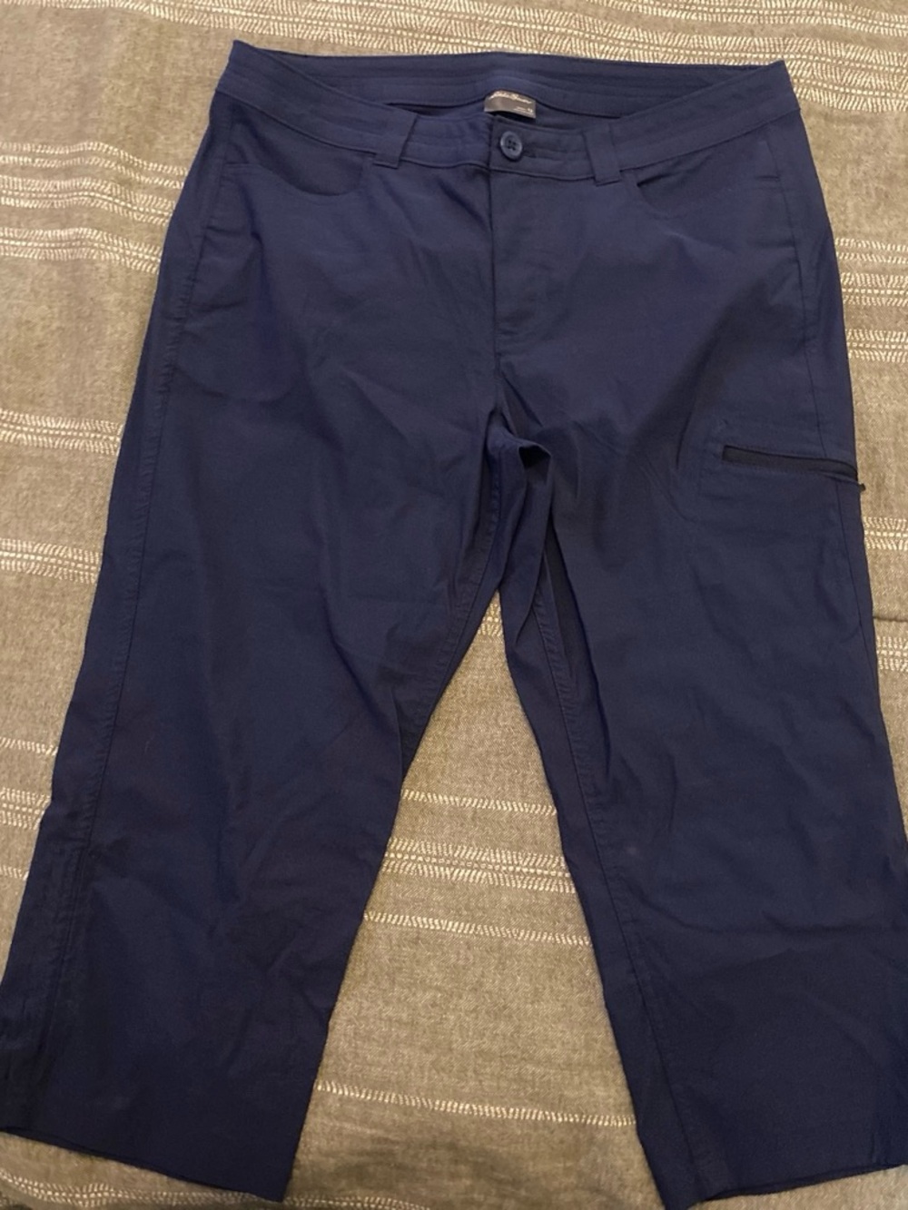 Eddie Bauer Navy Cropped Utility Capris